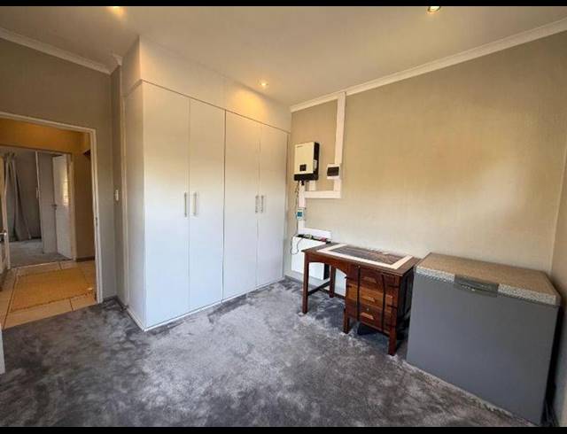 2 BEDROOM PROPERTY TO RENT IN VICTORY PARK
